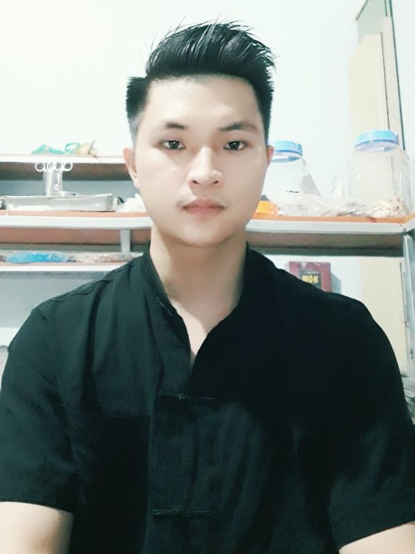 Lương Y Huyền Trang Năm 24 Tuổi