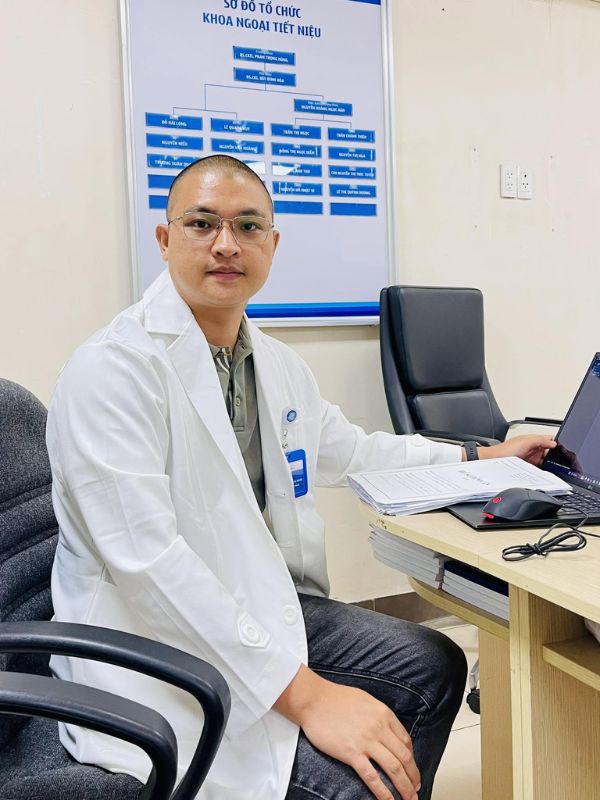 Lương Y Huyền Trang Nghiên Cứu Bệnh Ung Thư Tuyến Tiền Liệt