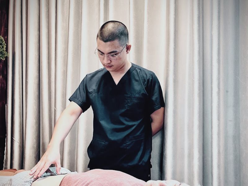 Trào ngược dạ dày là khí nghịch lên trên